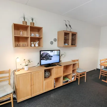 Apartment 4 Personers I Stuestagen Sj3129